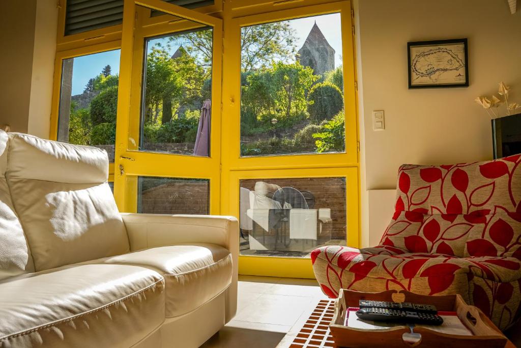 Sous les courtines - 8