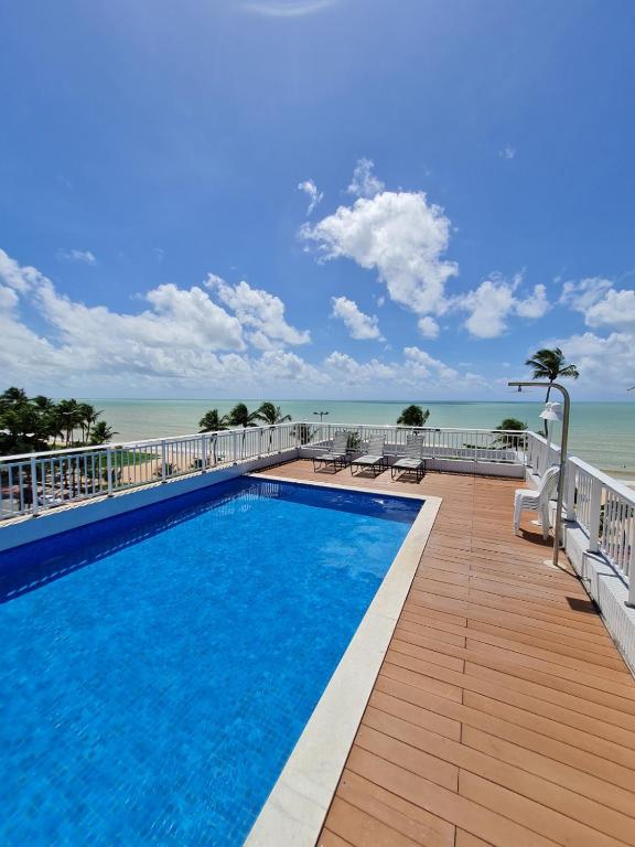  É na beira-mar do mar Flat