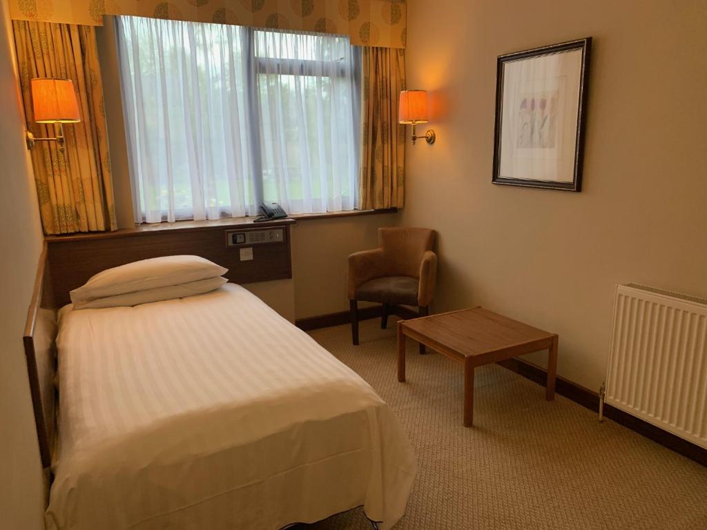 Littlebury Hotel - シングルルーム シャワー付