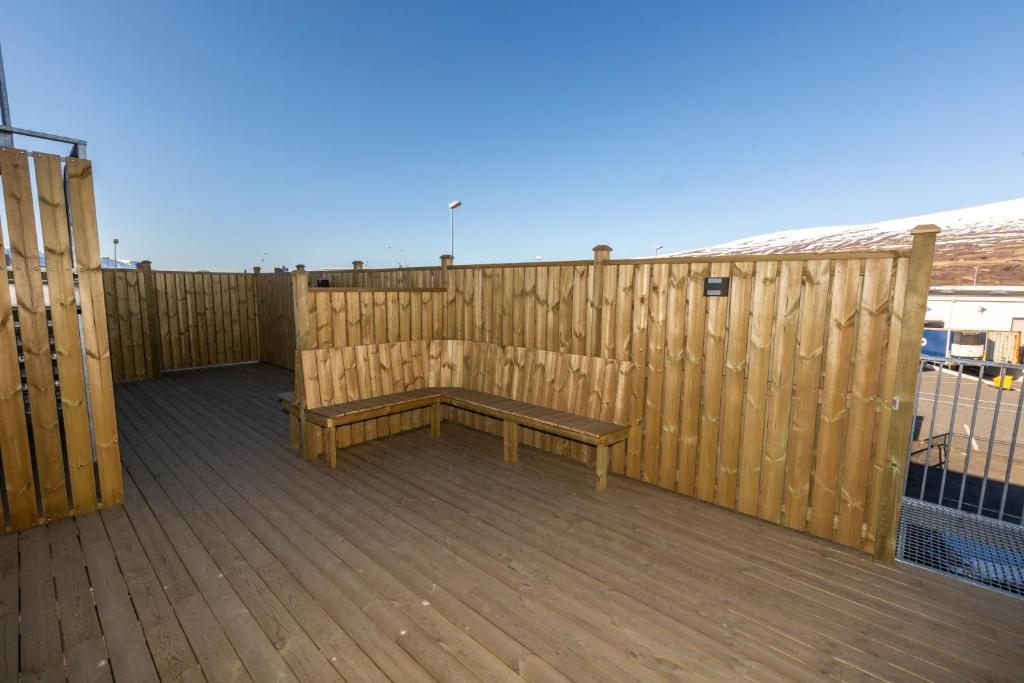Balkón nebo terasa v ubytování Akureyri Lux Apartments with hot tub access
