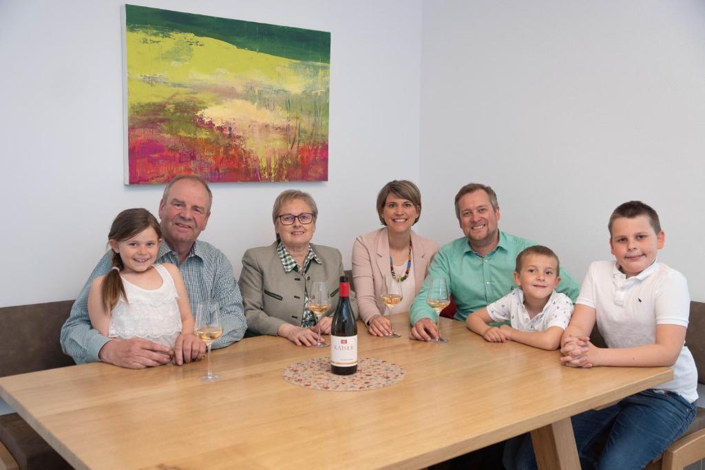 Rodina v ubytování WeinApart im Winzerschlössl