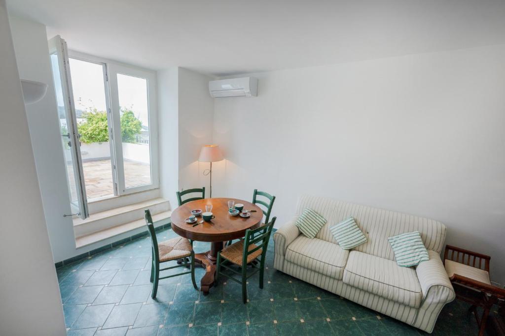 Część wypoczynkowa w obiekcie Casa Ventrosa, Anacapri
