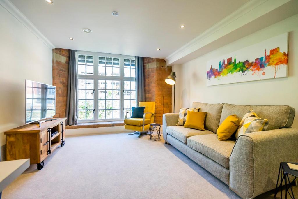 26 Cocoa Suites (parking included)