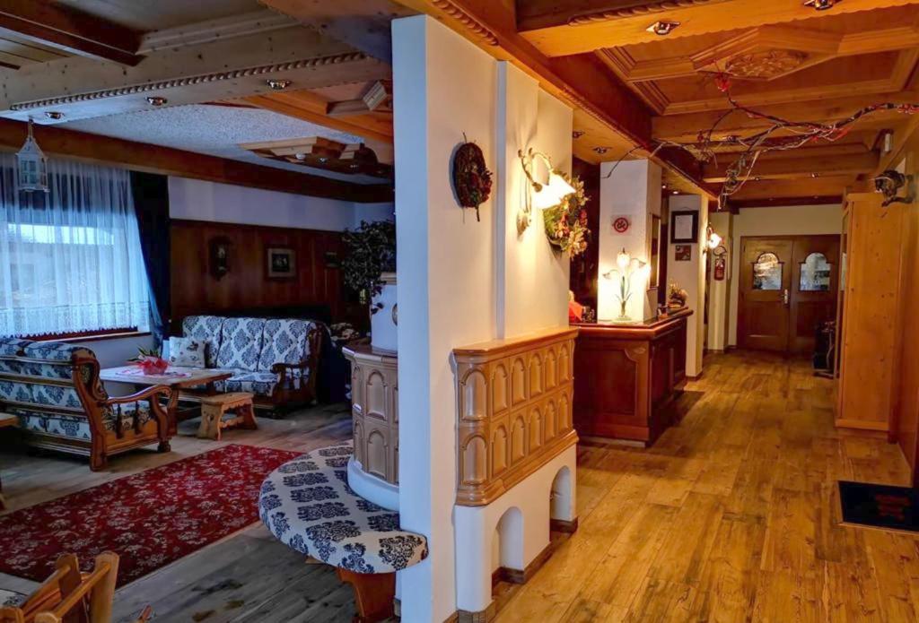 Posezení v ubytování Hotel Rosalpina