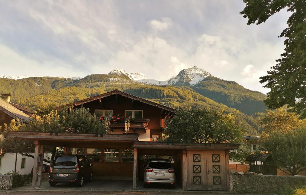 Výhľad na hory alebo výhľad na hory priamo z apartmánu
