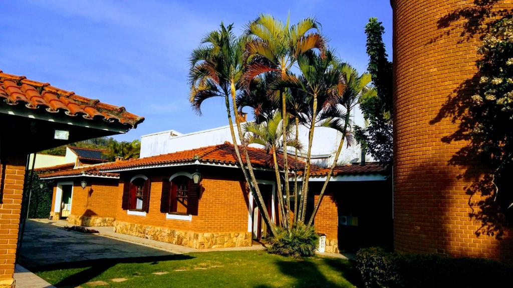  Vinhedo-Condominio c/ lazer