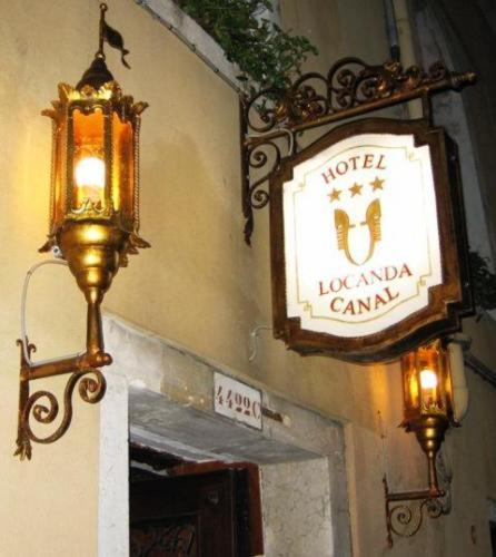 Certifikát, hodnocení, plakát nebo jiný dokument vystavený v ubytování Hotel Locanda Canal