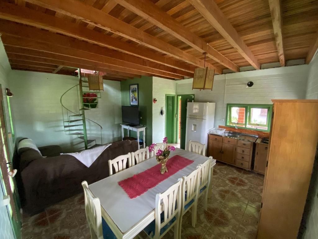  Casa com Piscina na Praia do Rosa - Imbituba/SC