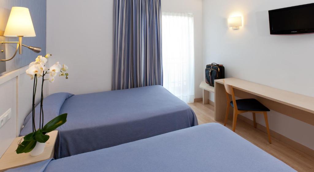 Hotel Guitart Central Park Aqua Resort - Бюджетная тройная комната