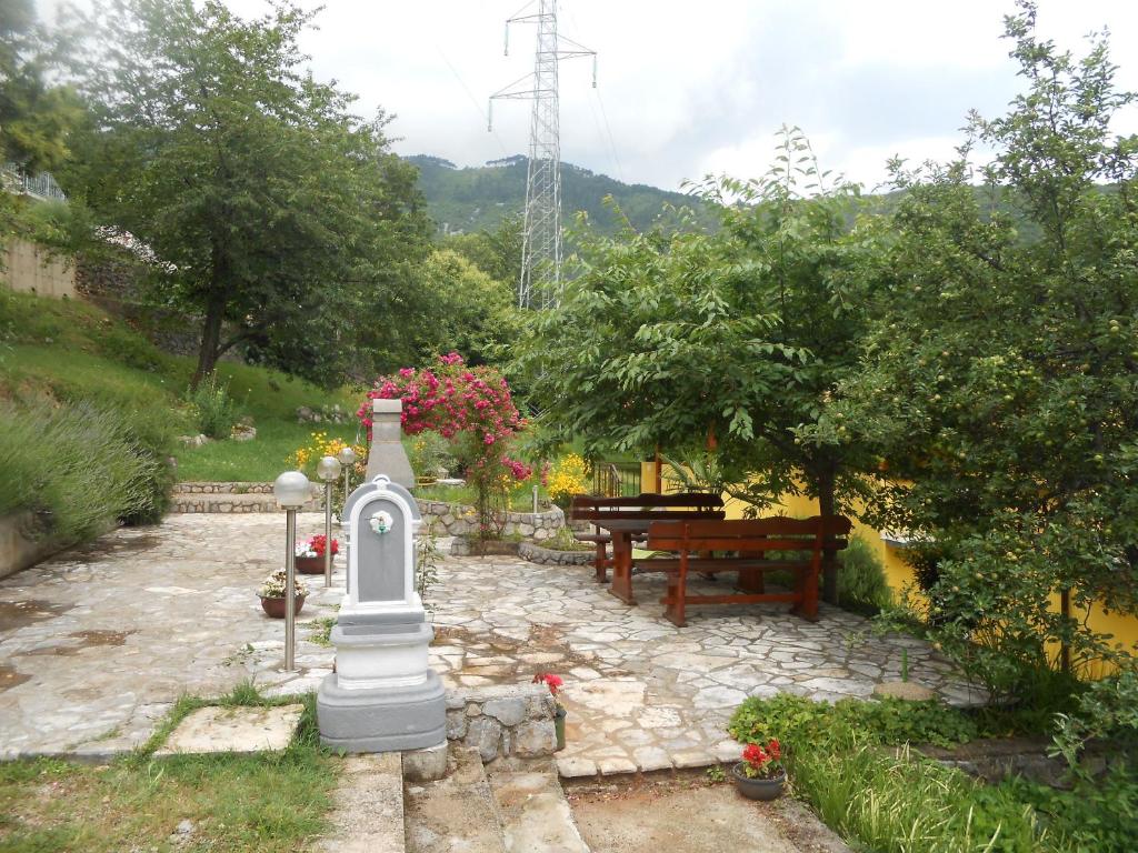 Zahrada ubytování Apartments VESNA