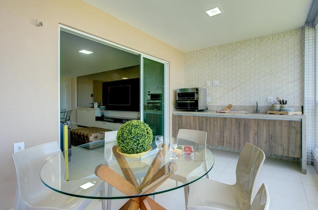 Luxuoso Apto FrenteMar Térreo 3 suítes 8 pessoas Golf Ville Resort By DM Apartments