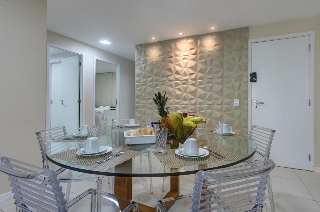  Luxuoso Apto FrenteMar Térreo 3 suítes 8 pessoas Golf Ville Resort By DM Apartments