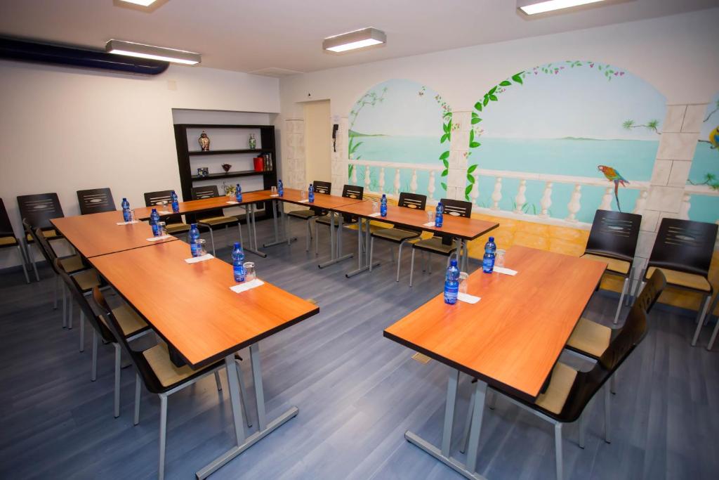 Konferenční prostory v ubytování Hôtel du Port