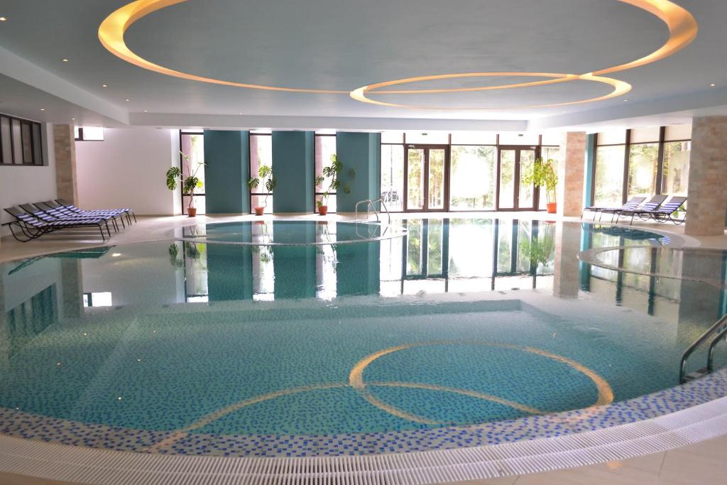 Bazén v ubytování Hotel Hart nebo v jeho okolí