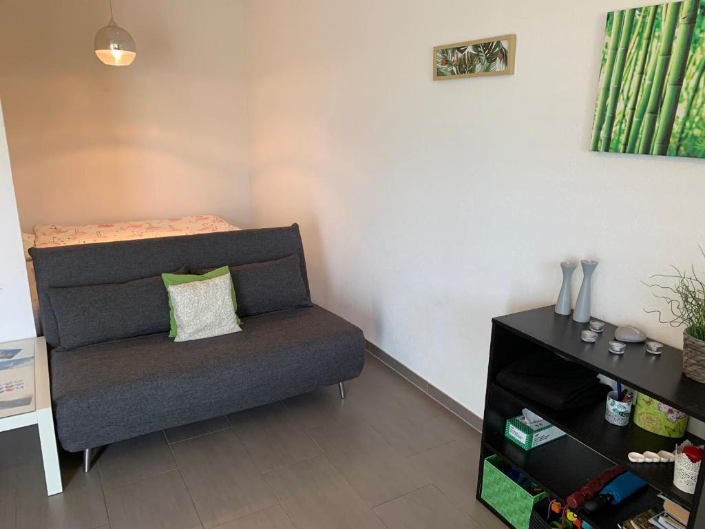 Zona de estar de C&C Eco Studio