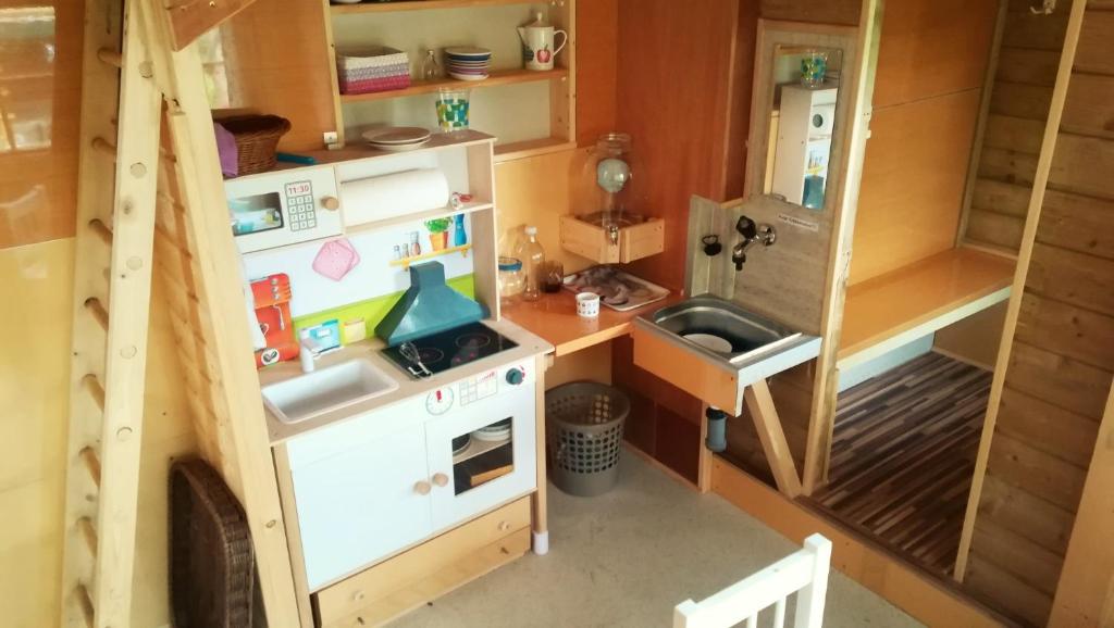 Kuchyňa alebo kuchynka v ubytovaní Ferienwohnung Felix und Berta Pfeiffer-Vogl