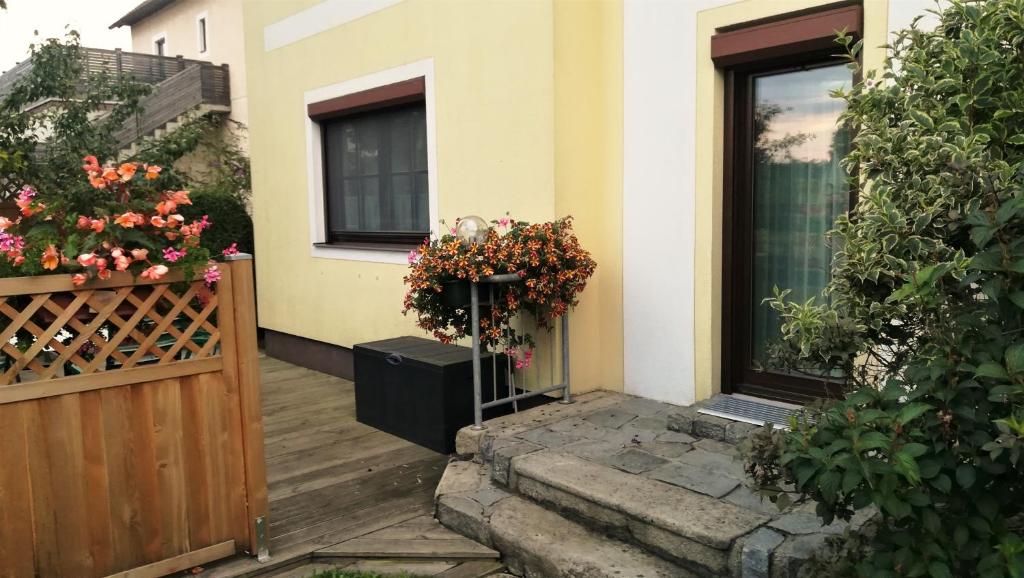 Vonkajšia záhrada v ubytovaní Ferienwohnung Felix und Berta Pfeiffer-Vogl