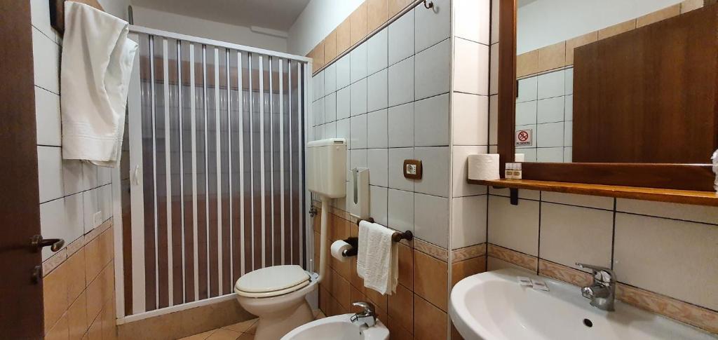 Łazienka w obiekcie B&B Viaprimaldo Camere