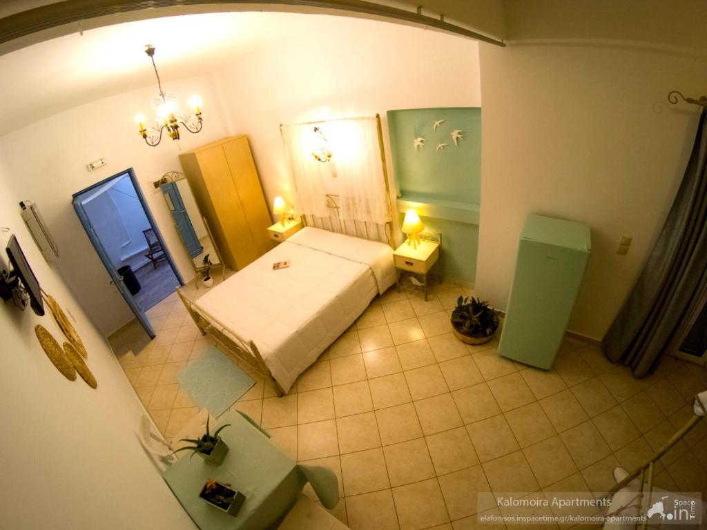 Kalomoira's Apartmentsにあるベッド