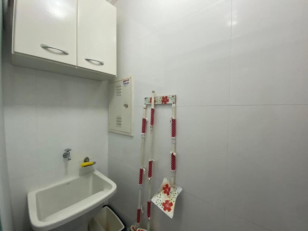  Confortável Apto.Com Piscina para 8 pessoas-Ubatuba-Enseada