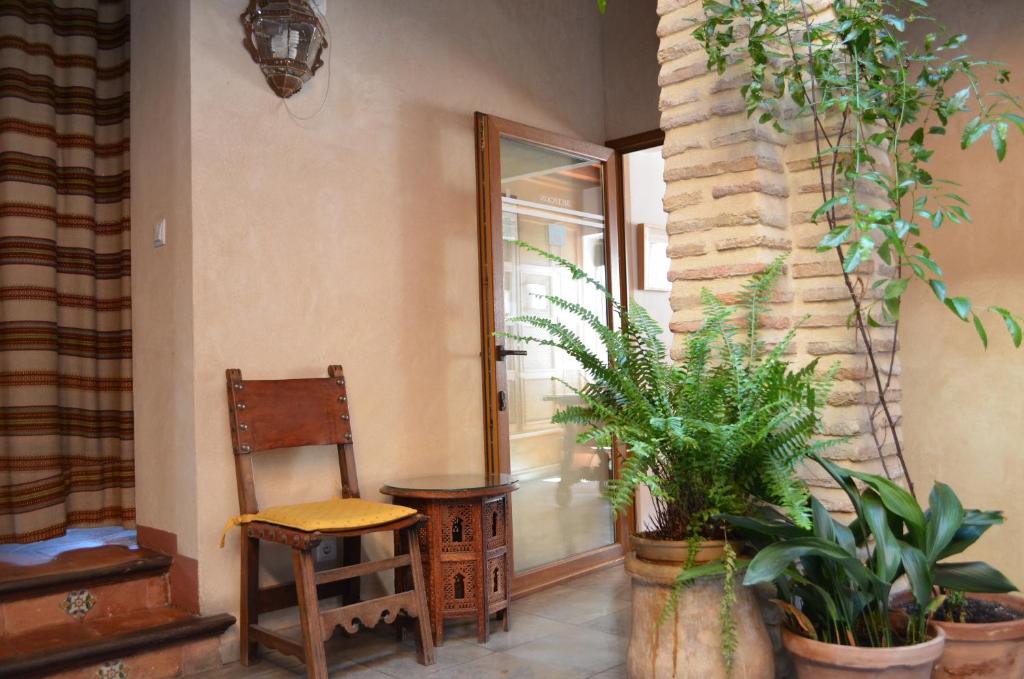 Posezení v ubytování Hotel Santa Isabel La Real