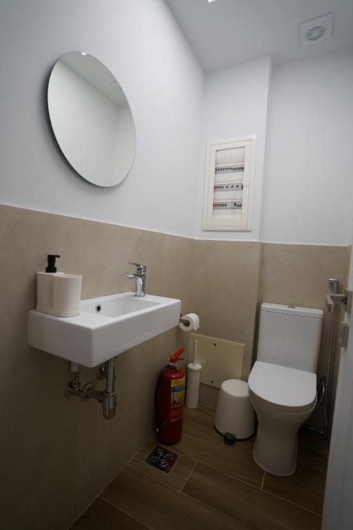 Koupelna v ubytování Astrali Stone Villas