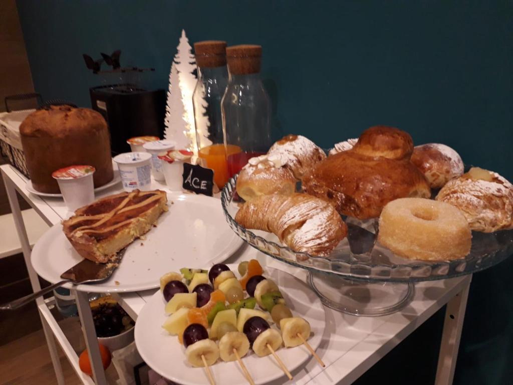 Jedlo v ubytovaní bed & breakfast alebo blízkom okolí