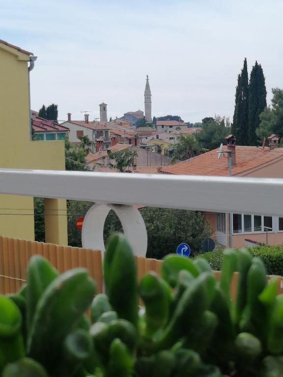 Balkon lub taras w obiekcie Danijela Rovinj sea view and free parking