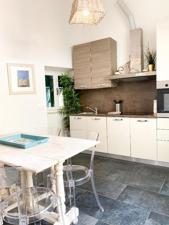 Kuchyň nebo kuchyňský kout v ubytování La Polena Camere Vernazza - Carattino Apartment