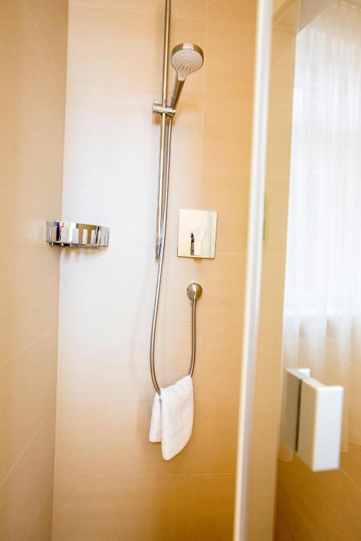 Vannituba majutusasutuses sevenDays Hotel Karlsruhe