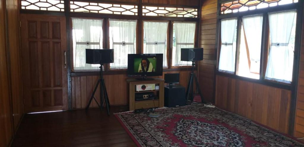 Suitetrails - Villa Anjung Balak puncak