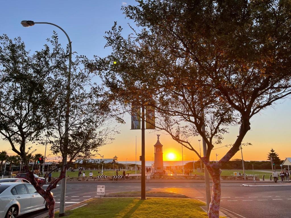 El amanecer o atardecer visto desde el departamento