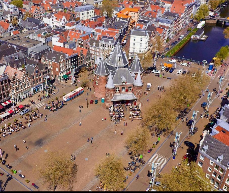 Hotel & bar Royal taste Amsterdam - Resim 37