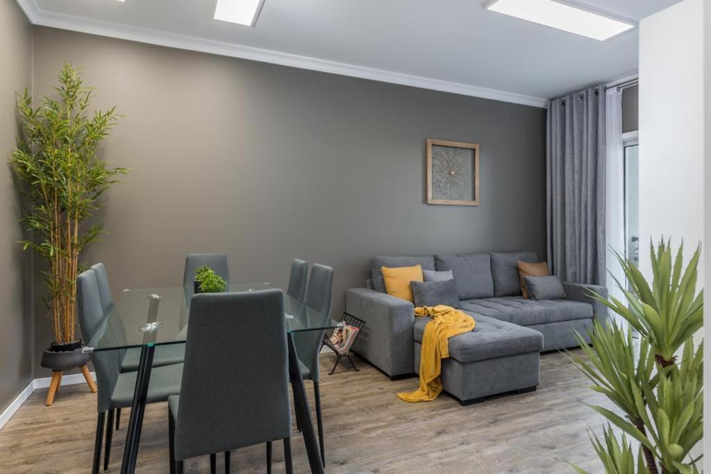 FLH Funchal Nature Flat with Balcony