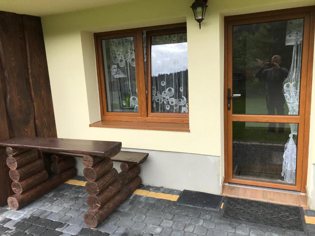 Foto sihtkohas Sromowce Niżne asuva majutusasutuse Apartament i pokoje u Piotra galeriist
