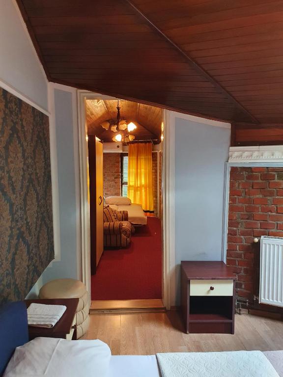 Motel Zoka - Chambre Quadruple Classique