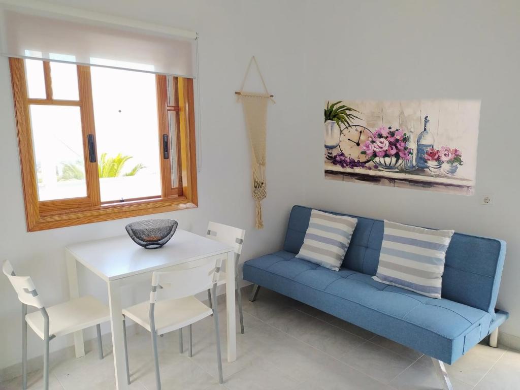 Posezení v ubytování Pelagos House "the seaside experience"