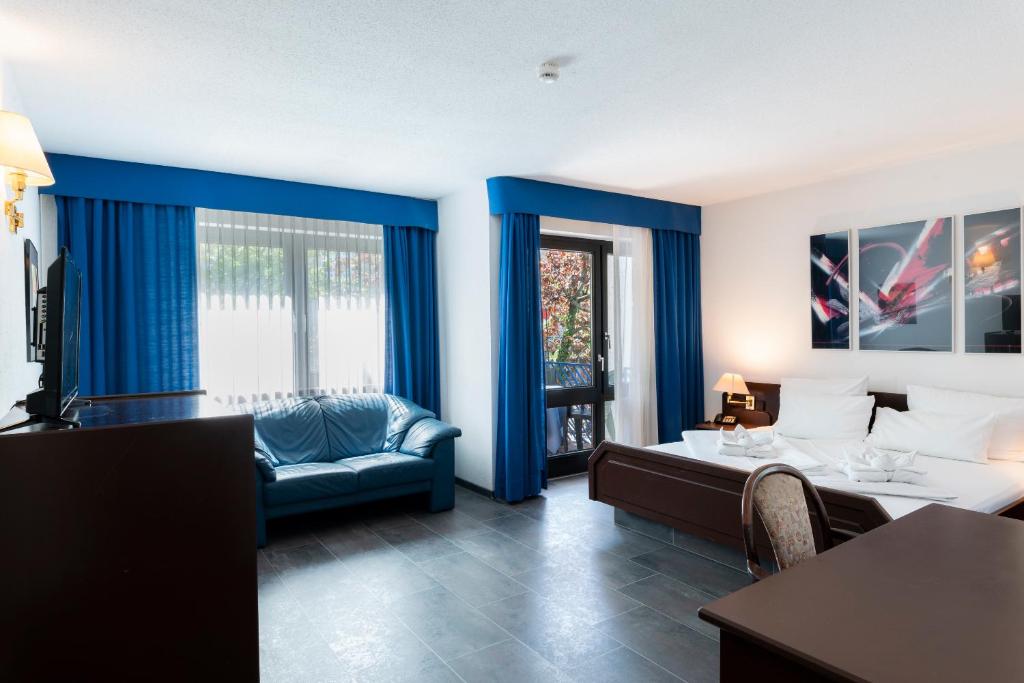 Hotel Astoria am Urachplatz - Resim 20