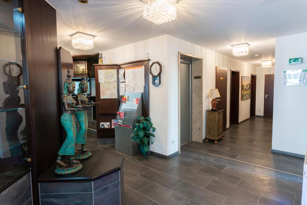 Hotel Astoria am Urachplatz - Resim 32