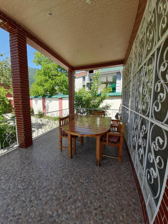 Gambar di galeri bagi Raffles Garden Villa di Gabala