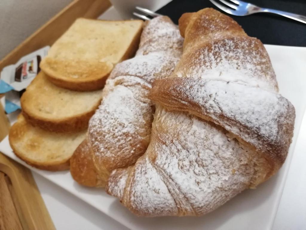 Jedlo v ubytovaní bed & breakfast alebo blízkom okolí