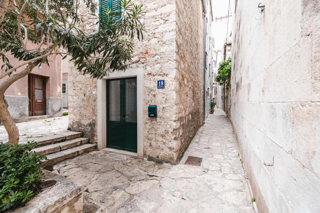 Фотография из галереи Amoretta rooms в Шибенике