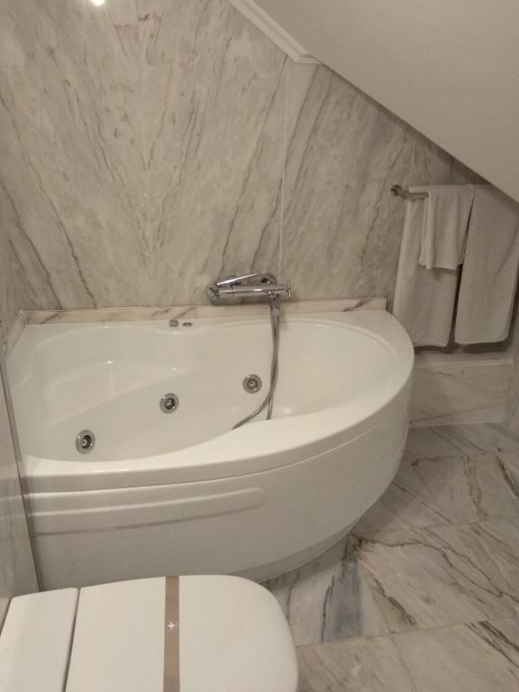 A bathroom at Hotel Rural Finca Aldeola