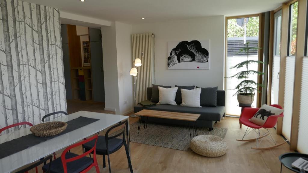 Black Forest Bike Hostel - Apartment With Garden