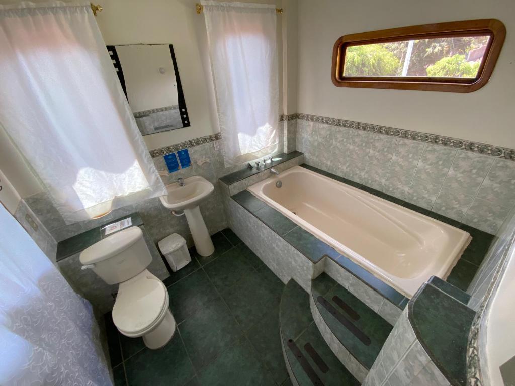 Koupelna v ubytování Hostal Casa Edén