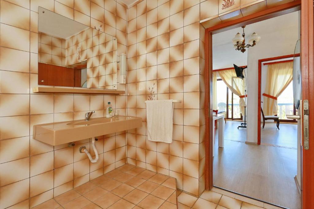 Kúpeľňa v ubytovaní Apartmani Stanka & Joso