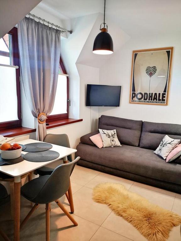 Posedenie v ubytovaní Apartament Makalu