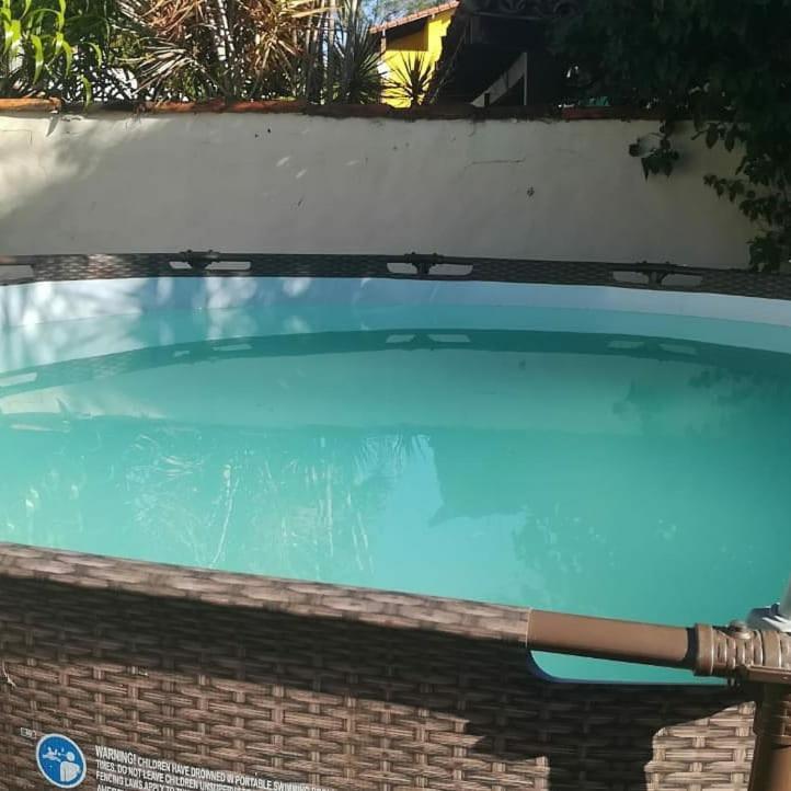  Casa 50 metros da praia de Manguinhos