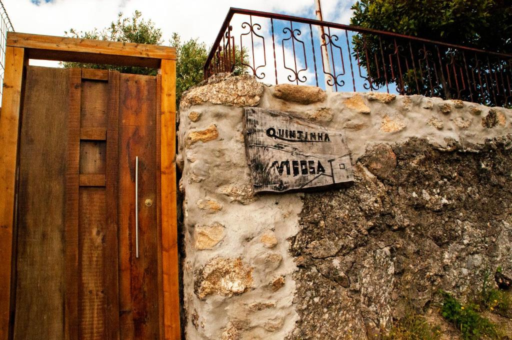 Certifikát, hodnocení, plakát nebo jiný dokument vystavený v ubytování Quintinha Viçosa