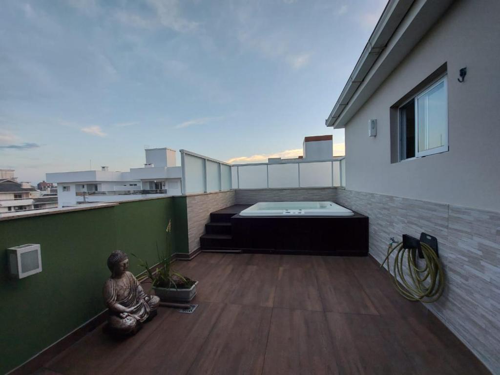  Lindo Apartamento Cobertura na Praia dos Ingleses com Jacuzzi